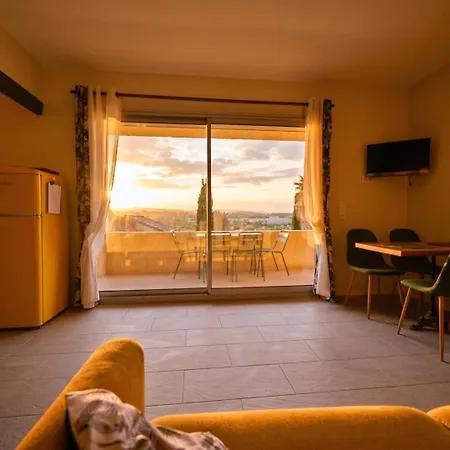 Eva -inn With Apartamento *